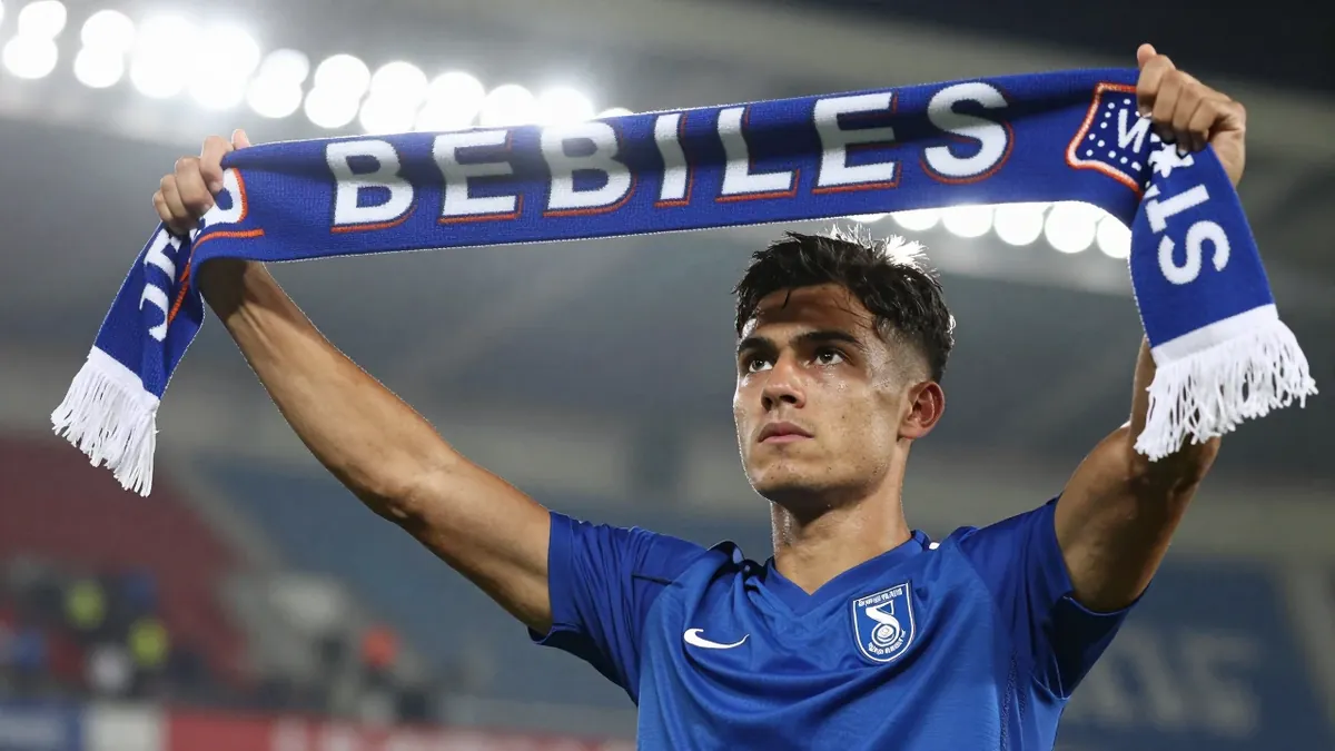 The Madrid club announces the arrival of the Aragonese striker, on loan from Italian side Como, to bolster their attack...
